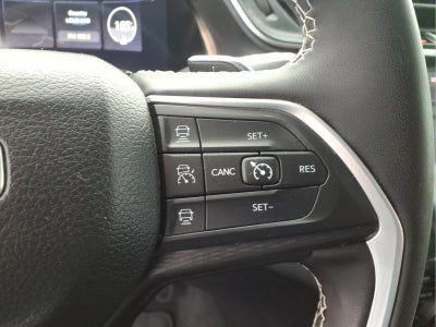 2023 Jeep Grand Cherokee Laredo 4x4