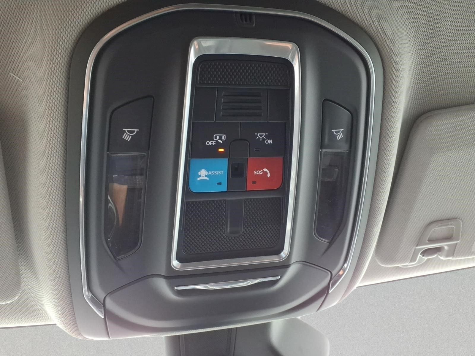 2023 Jeep Grand Cherokee Laredo 4x4