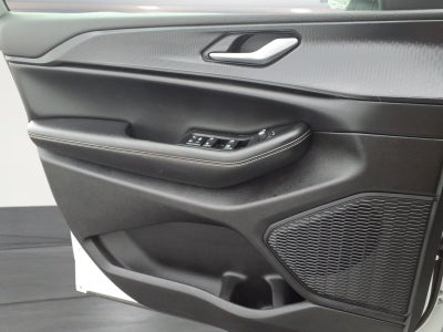 2023 Jeep Grand Cherokee Laredo 4x4