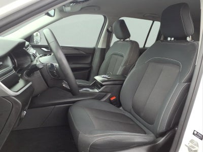 2023 Jeep Grand Cherokee Laredo 4x4
