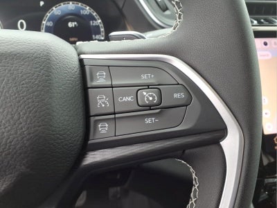 2027 Jeep Grand Cherokee GRAND CHEROKEE LAREDO 4X4