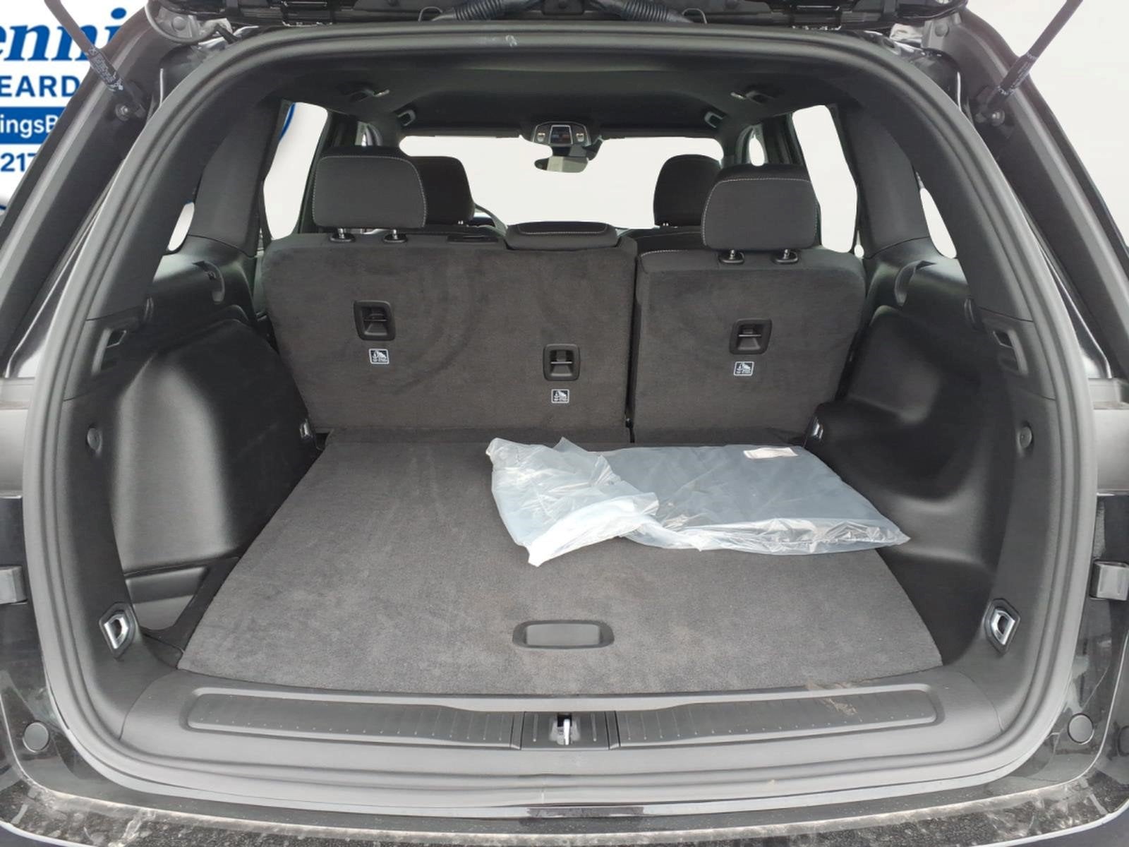 2027 Jeep Grand Cherokee GRAND CHEROKEE LAREDO 4X4