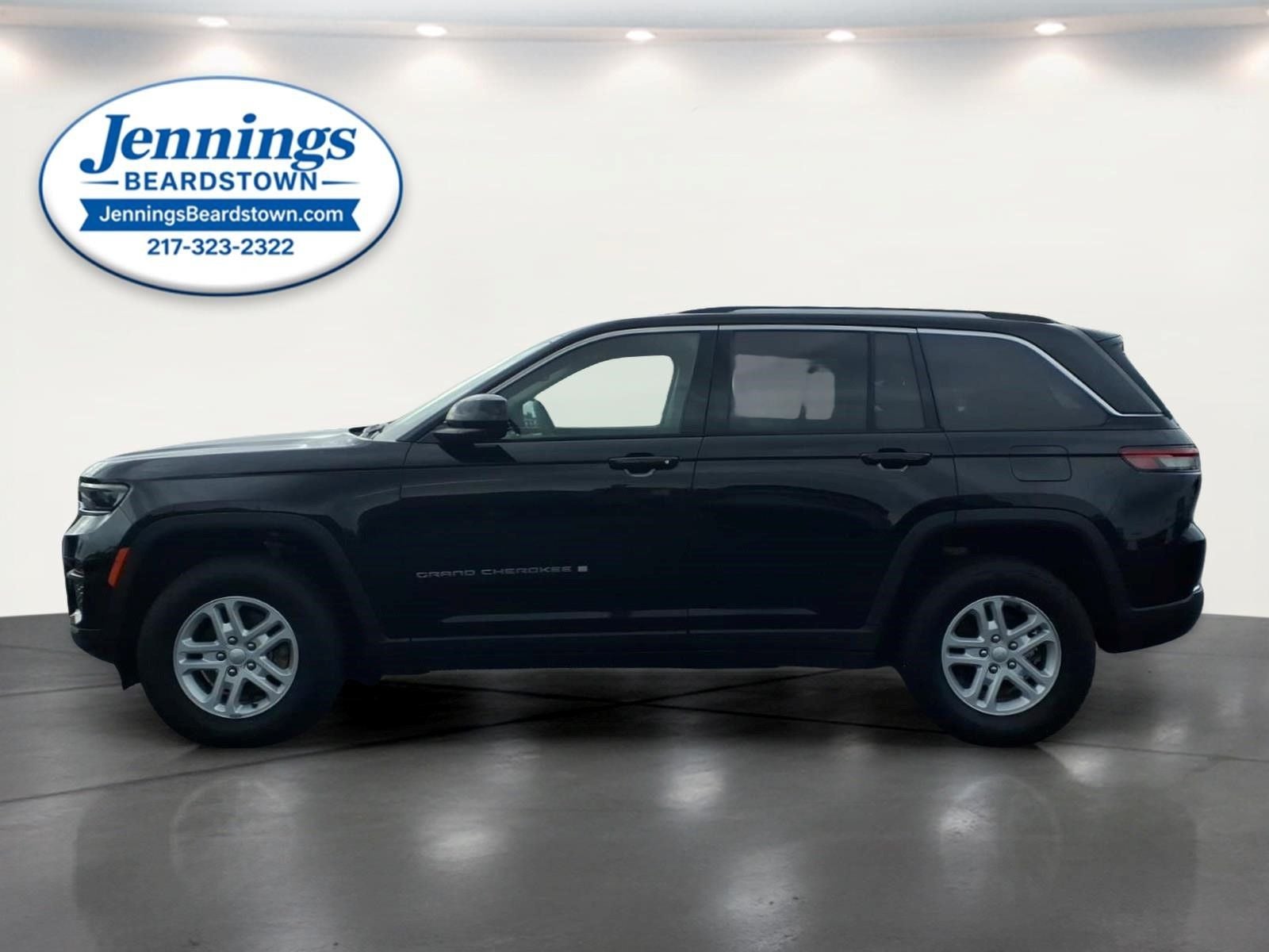 2023 Jeep Grand Cherokee Laredo 4x4