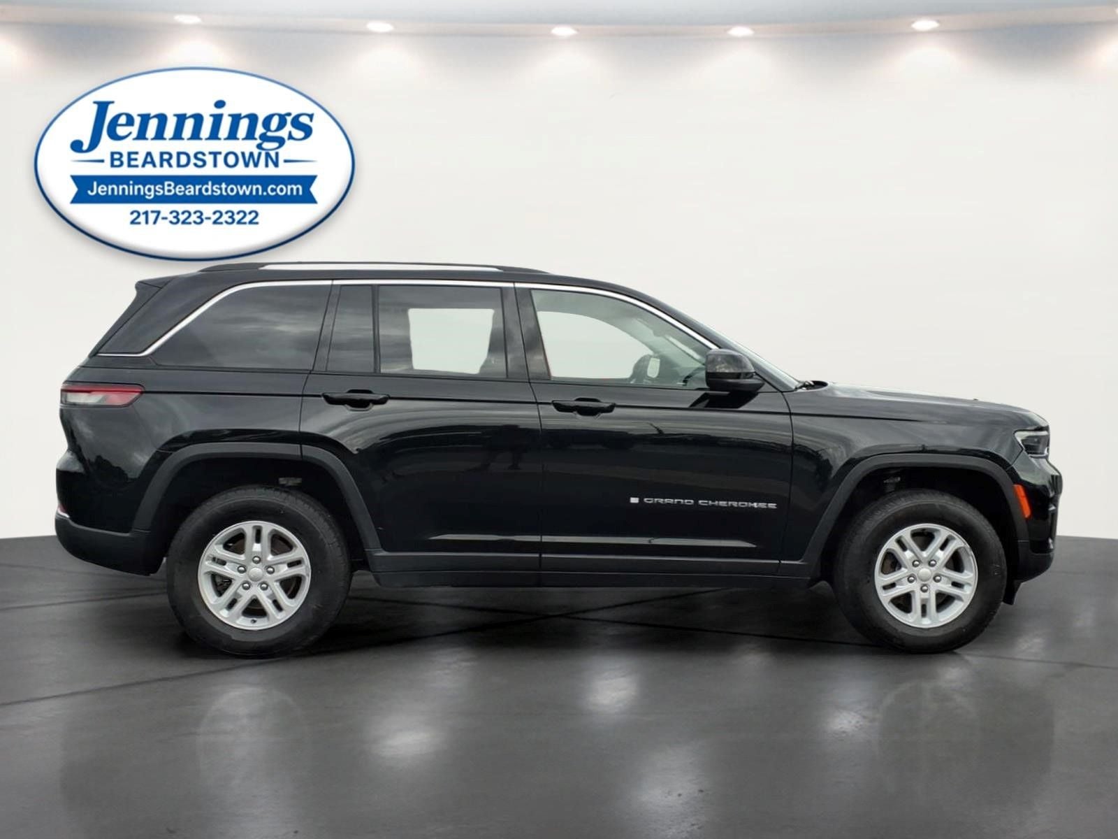 2023 Jeep Grand Cherokee Laredo 4x4