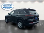 2023 Jeep Grand Cherokee Laredo 4x4