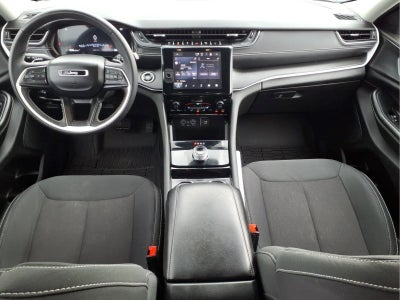 2023 Jeep Grand Cherokee Laredo 4x4