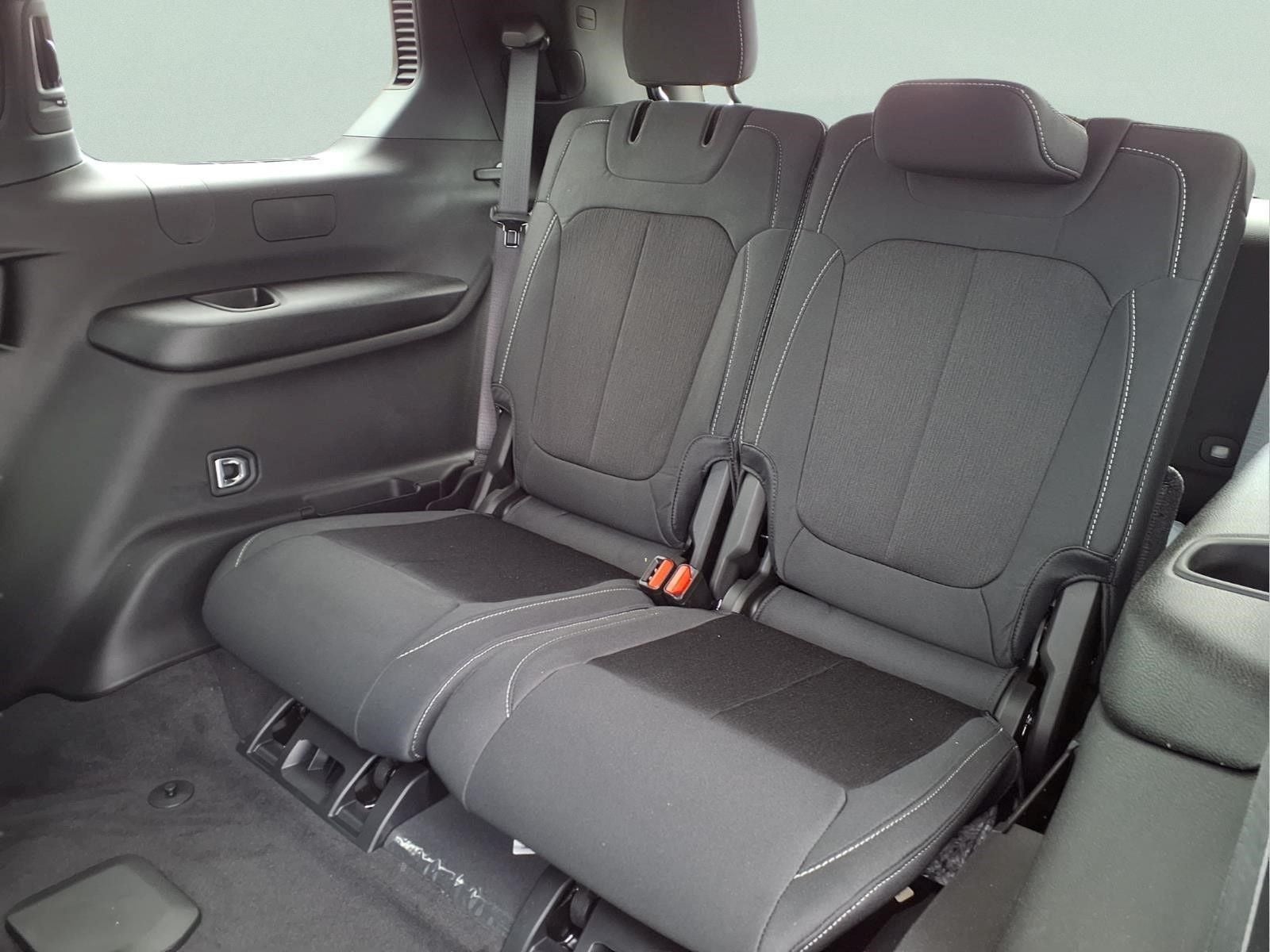 2026 Jeep Grand Cherokee GRAND CHEROKEE L LAREDO 4X4