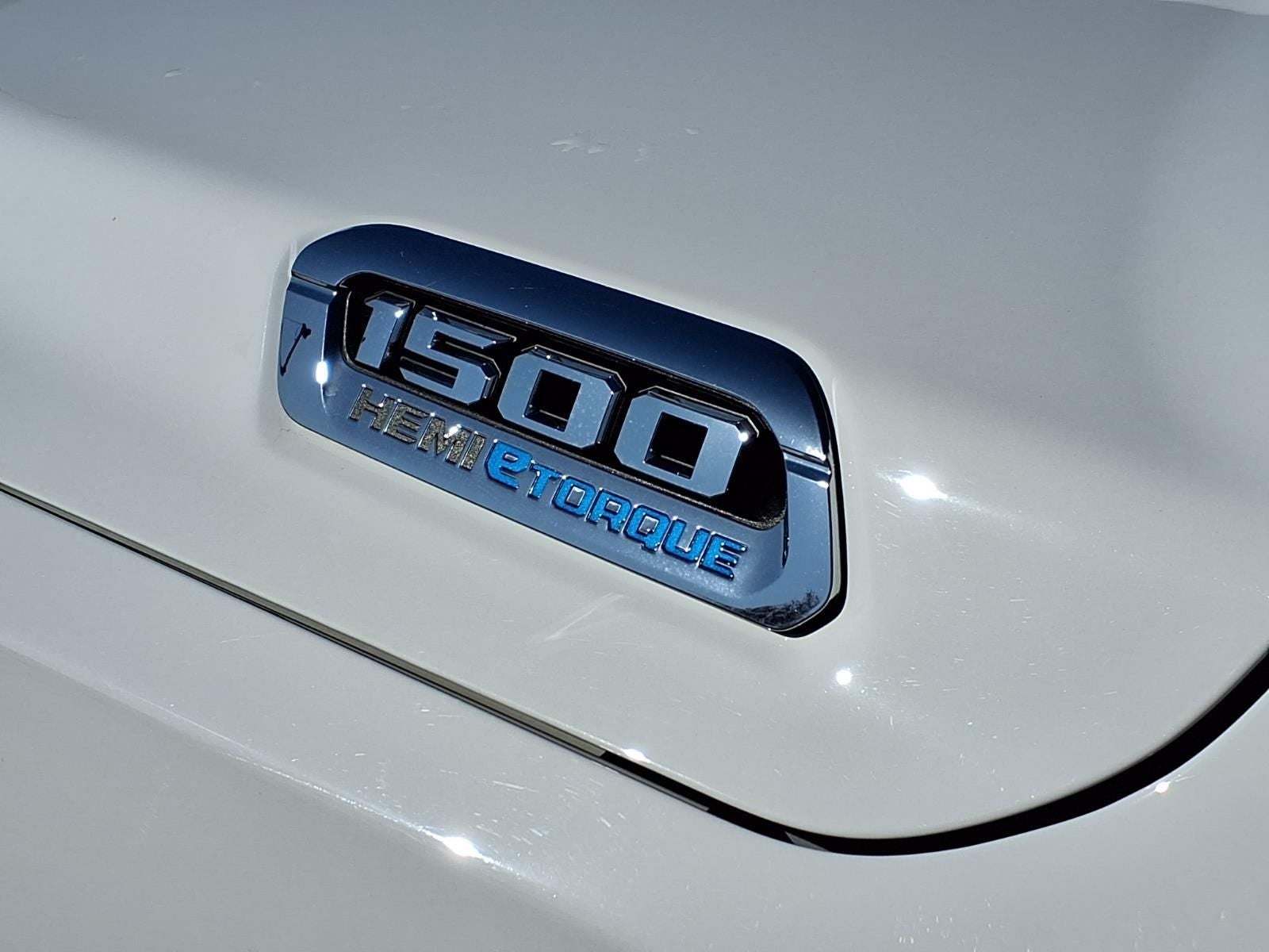 2024 RAM 1500 Big Horn Crew Cab 4x4 5'7' Box