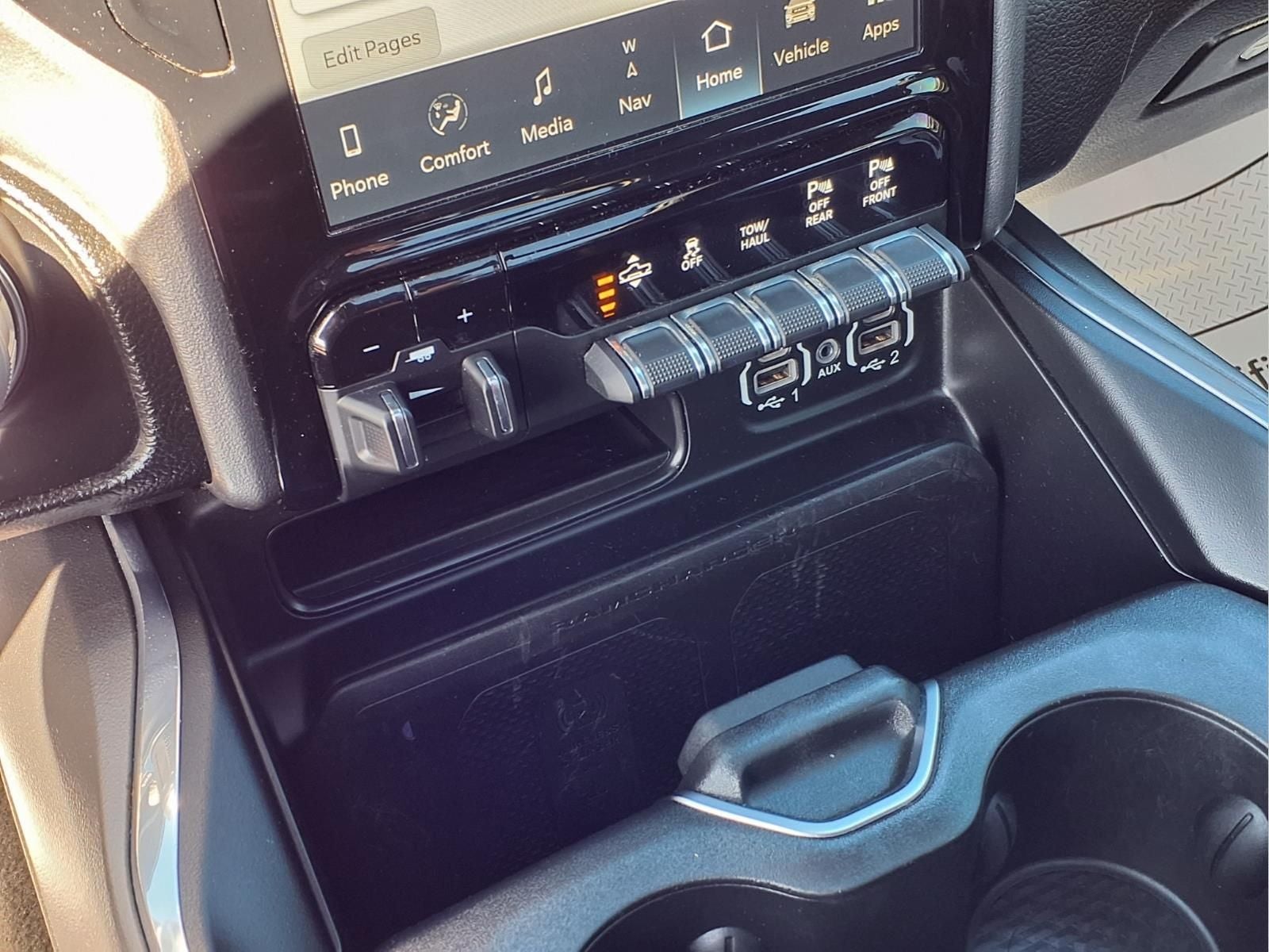 2022 RAM 1500 Laramie Crew Cab 4x4 5'7' Box