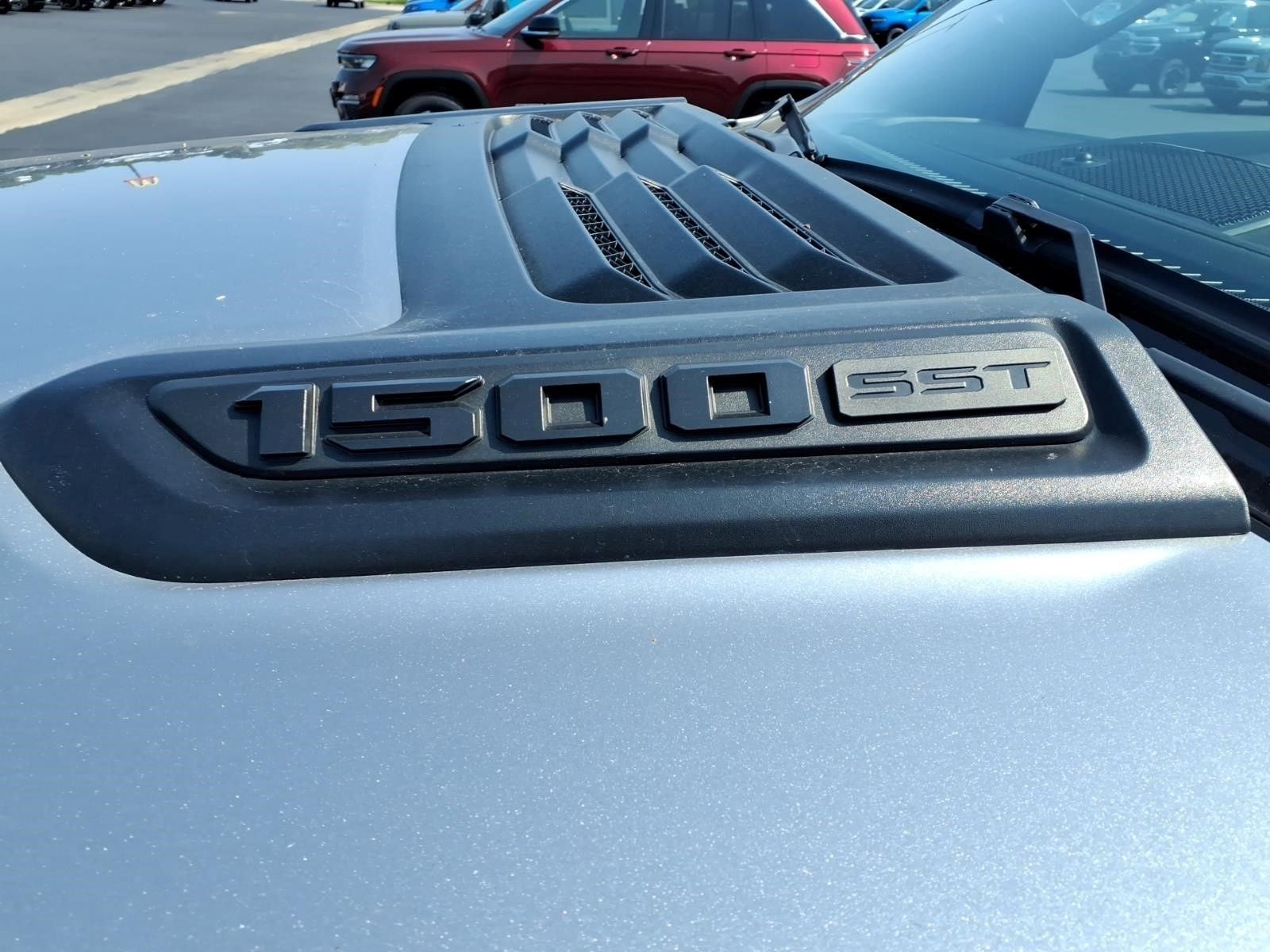 2025 RAM 1500 Rebel Crew Cab 4x4 5'7' Box