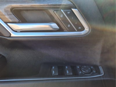 2022 Chevrolet Silverado 1500 4WD Crew Cab Short Bed LTZ