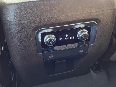 2022 GMC Yukon 4WD SLT