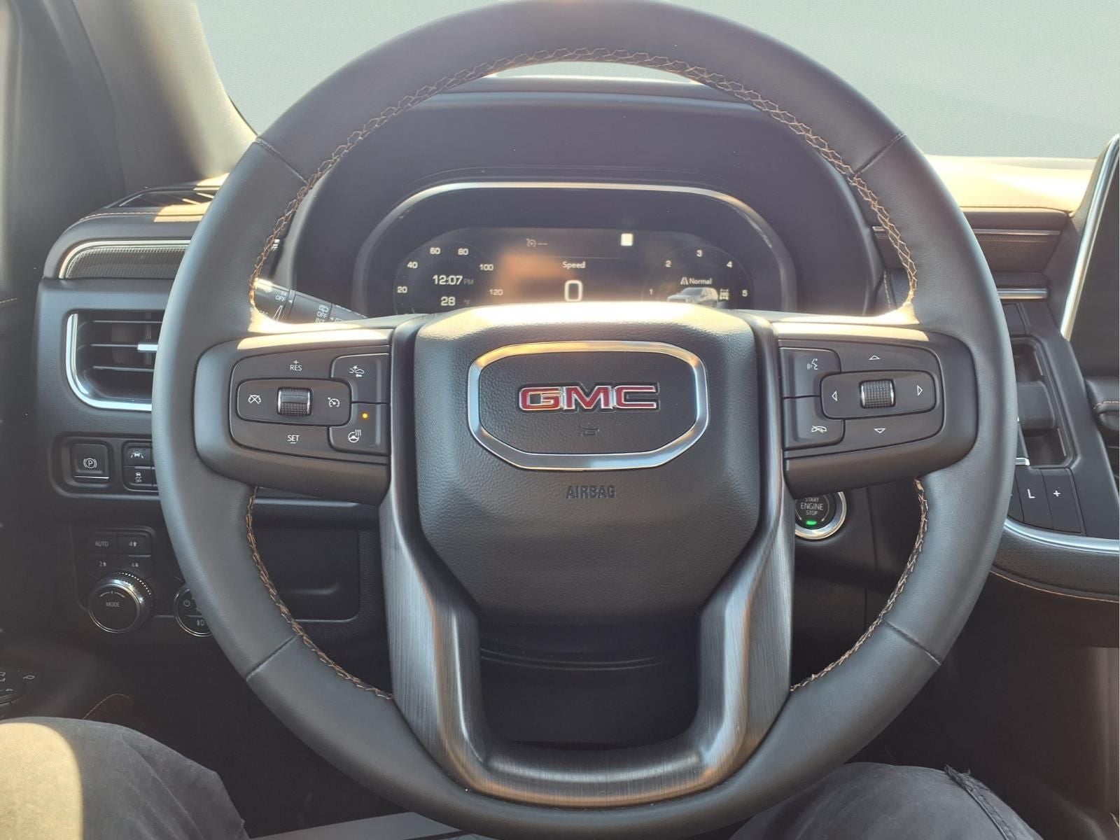 2023 GMC Yukon 4WD AT4