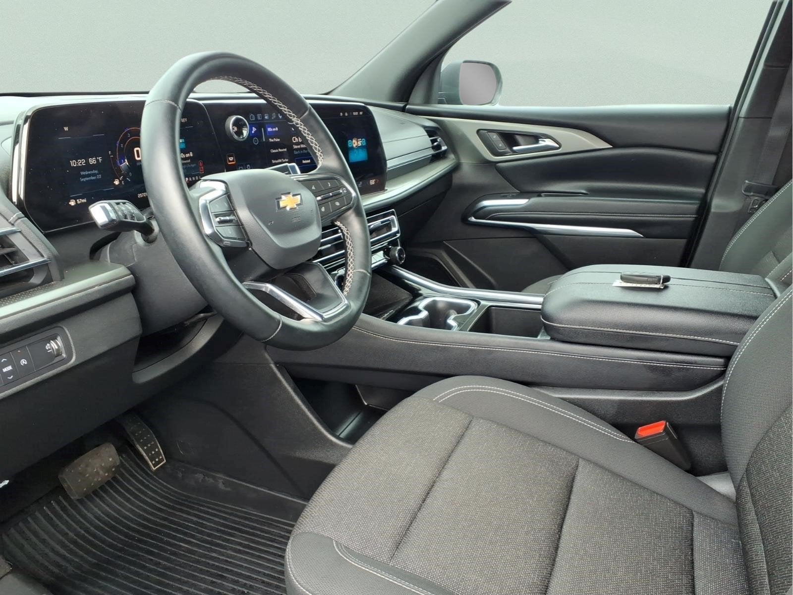 2025 Chevrolet Traverse FWD LT
