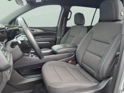 2025 Chevrolet Traverse FWD LT