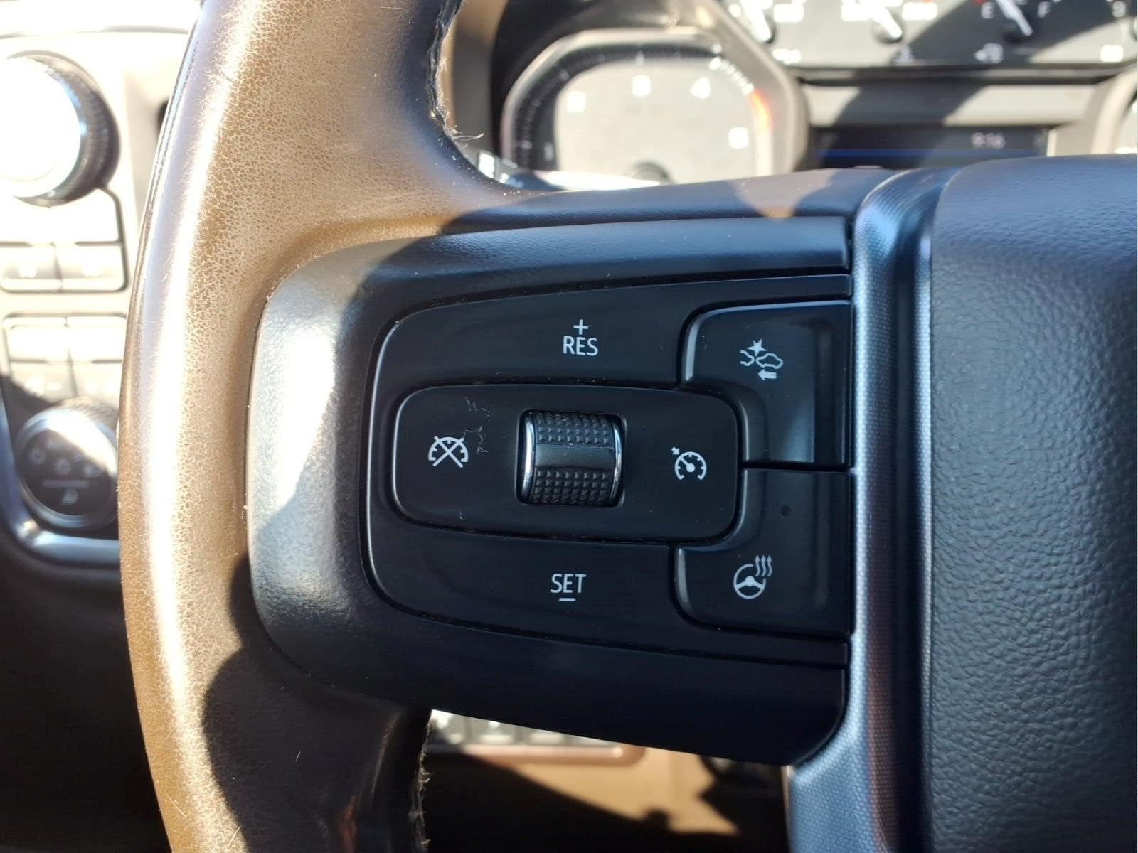 2023 GMC Sierra 2500HD 4WD Crew Cab Long Bed SLT