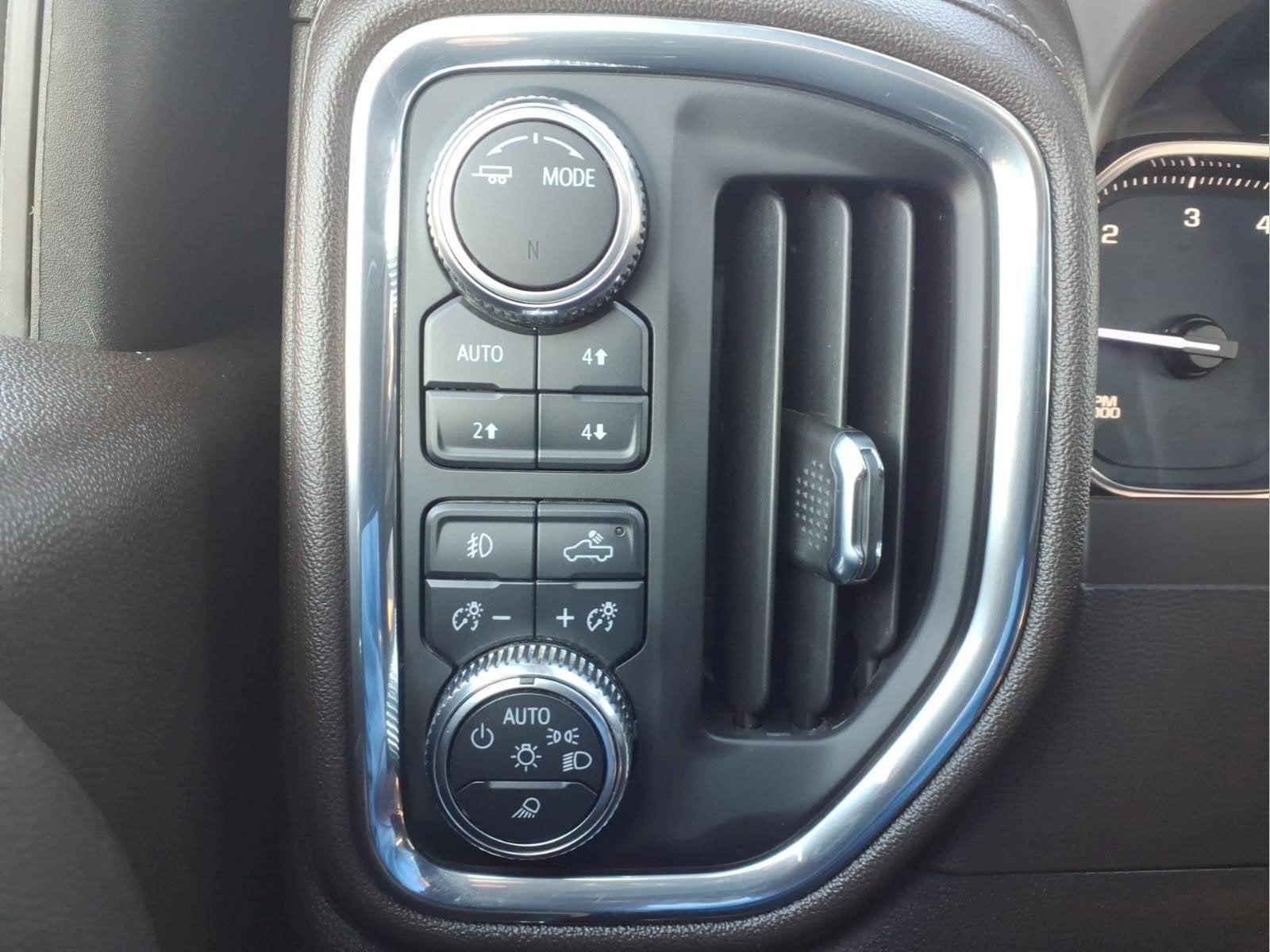 2023 GMC Sierra 2500HD 4WD Crew Cab Long Bed SLT