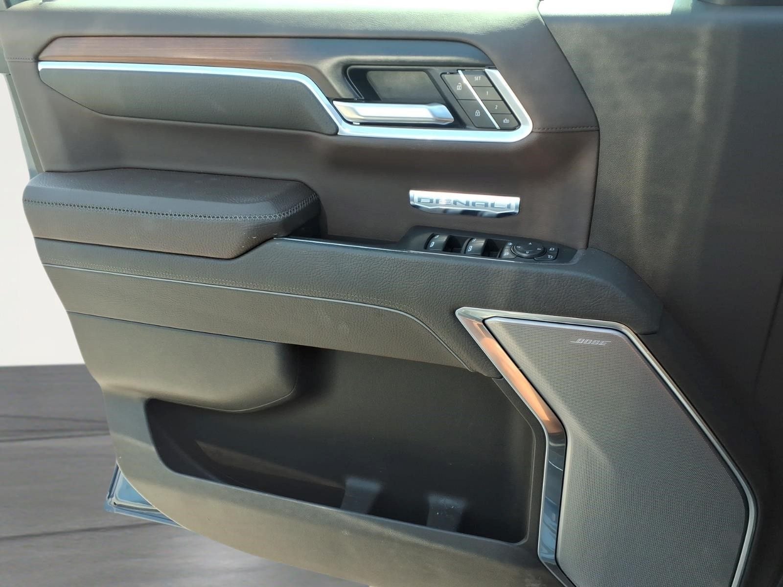 2025 GMC Sierra 1500 4WD Crew Cab Short Box Denali
