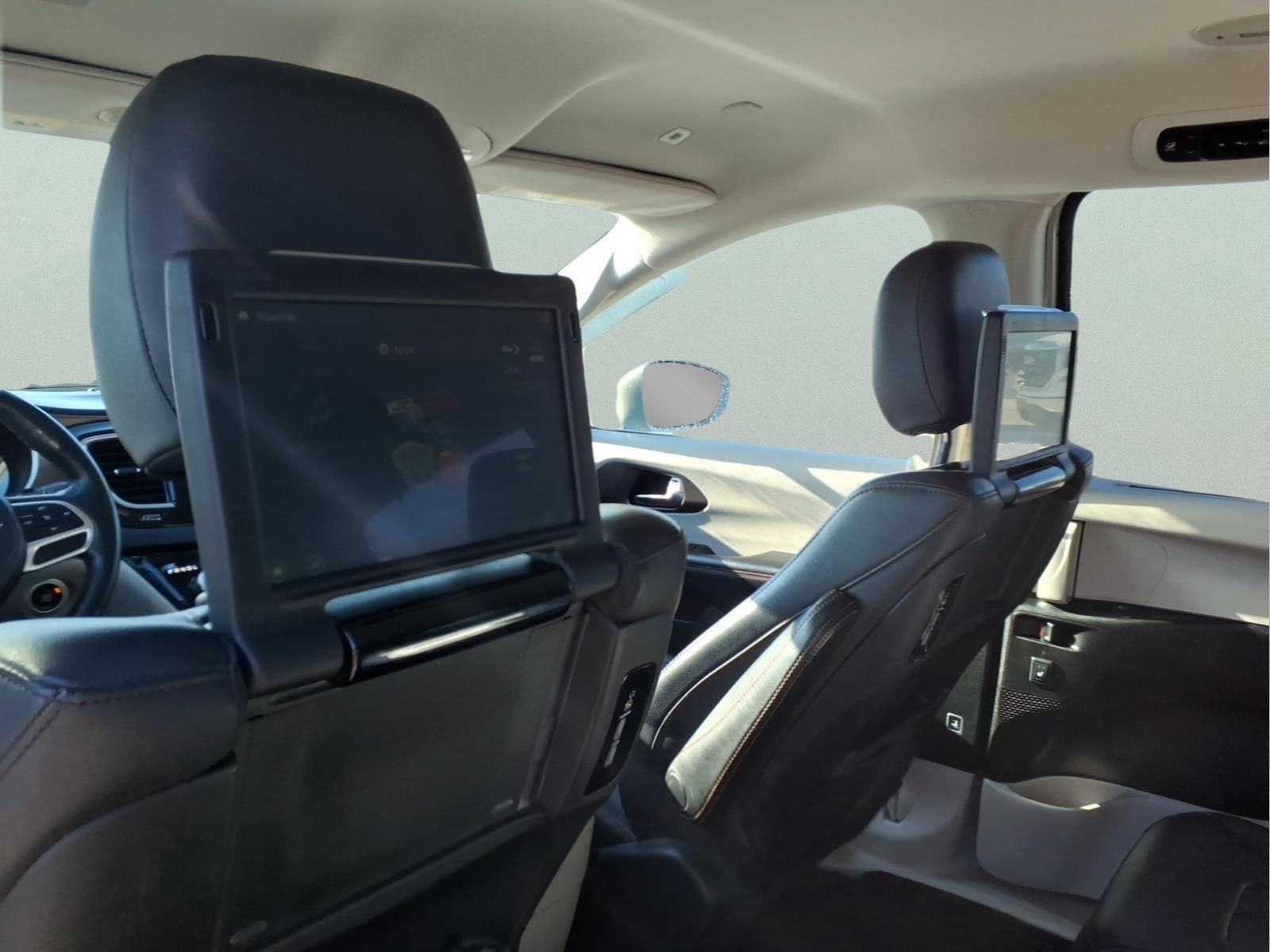 2019 Chrysler Pacifica Touring L Plus