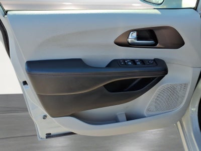 2019 Chrysler Pacifica Touring L Plus