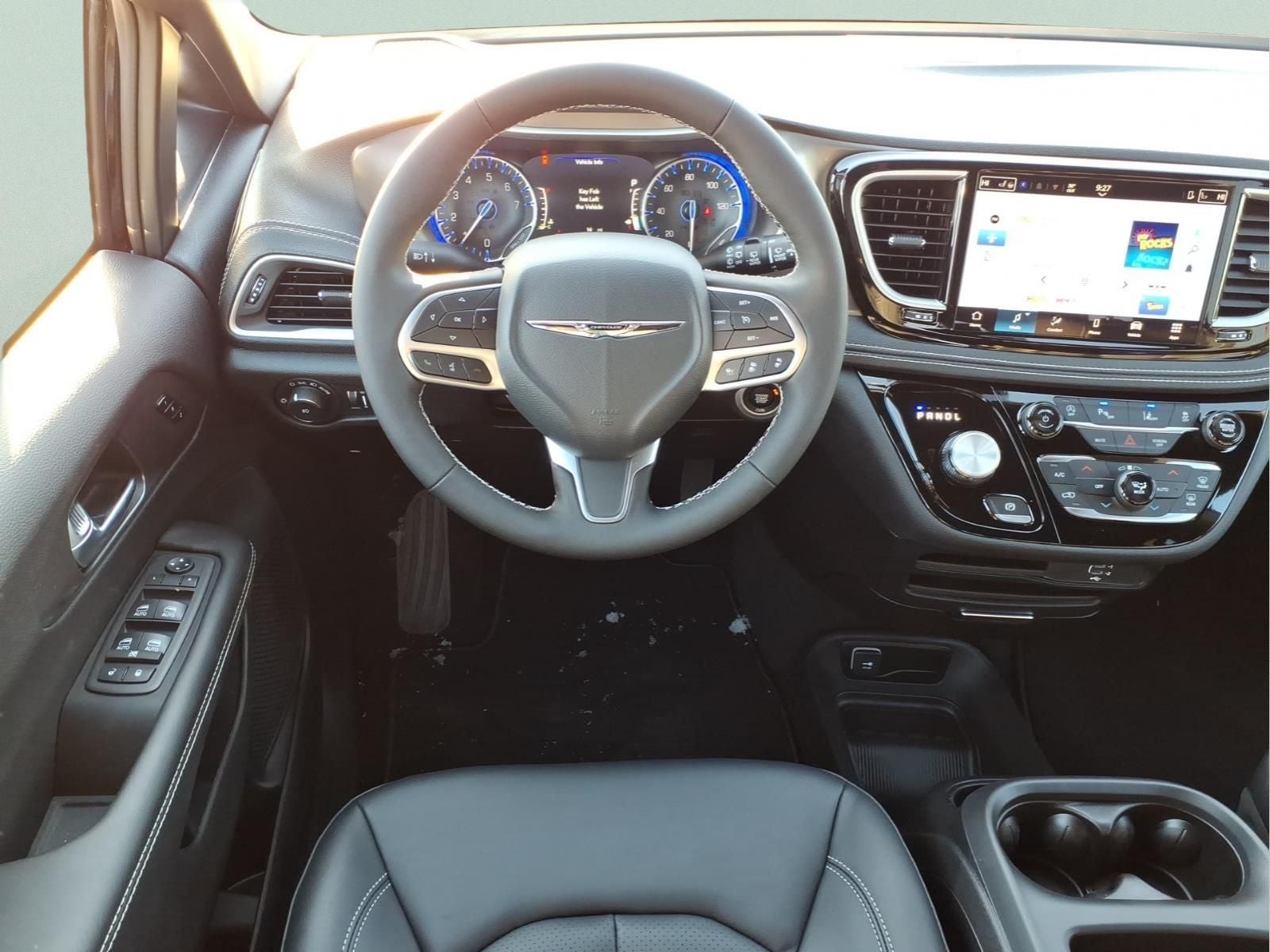 2026 Chrysler Pacifica PACIFICA SELECT AWD