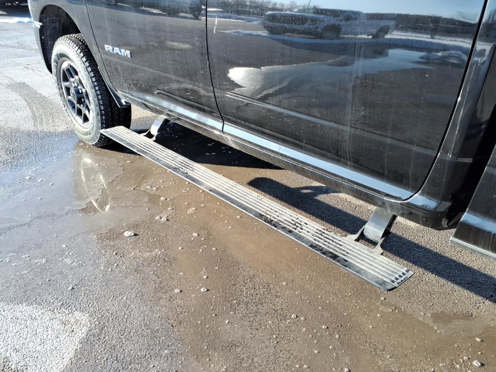 2025 RAM Ram 3500 RAM 3500 LARAMIE CREW CAB 4X4 6'4' BOX