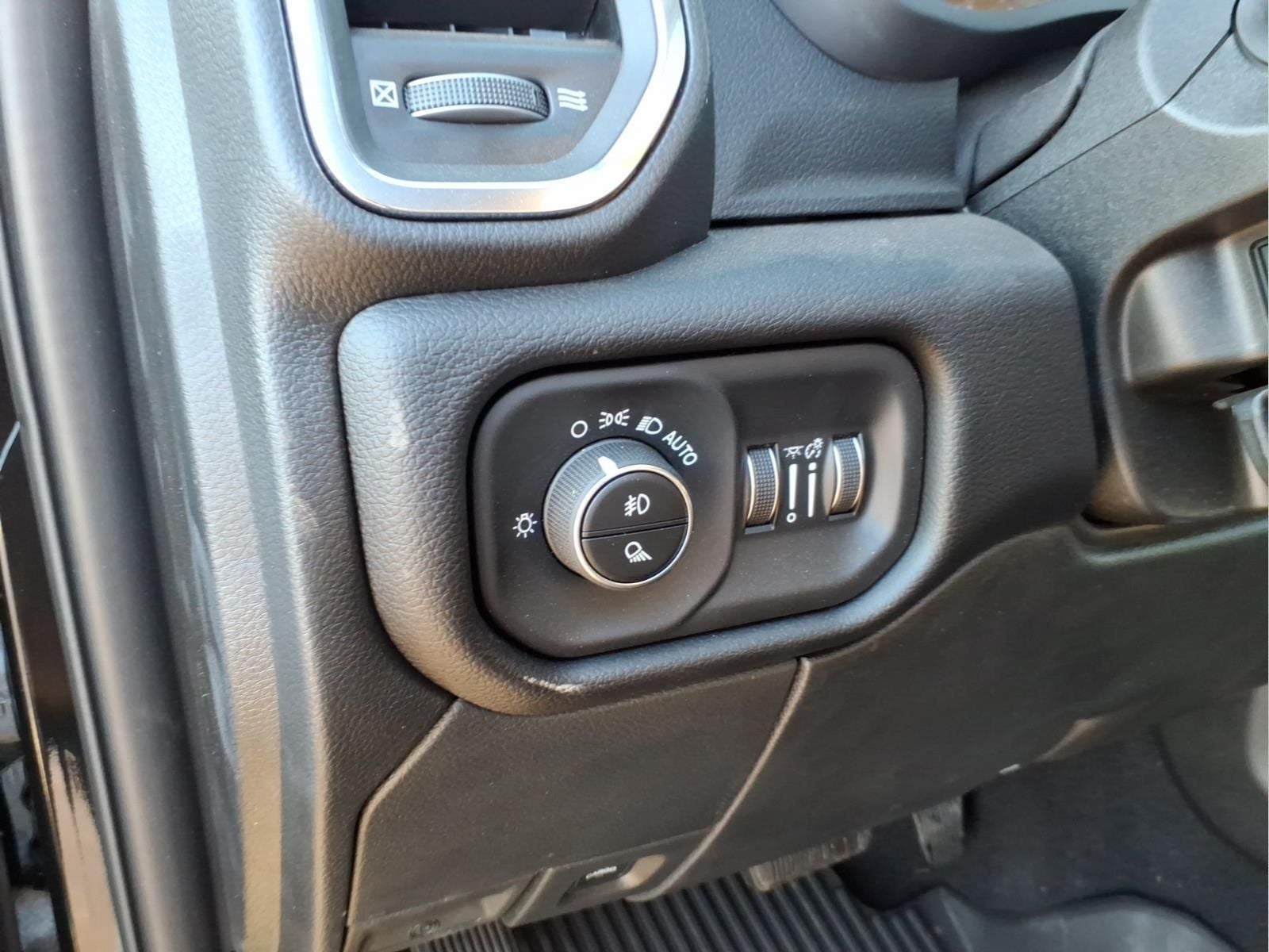 2025 RAM Ram 3500 RAM 3500 LARAMIE CREW CAB 4X4 6'4' BOX