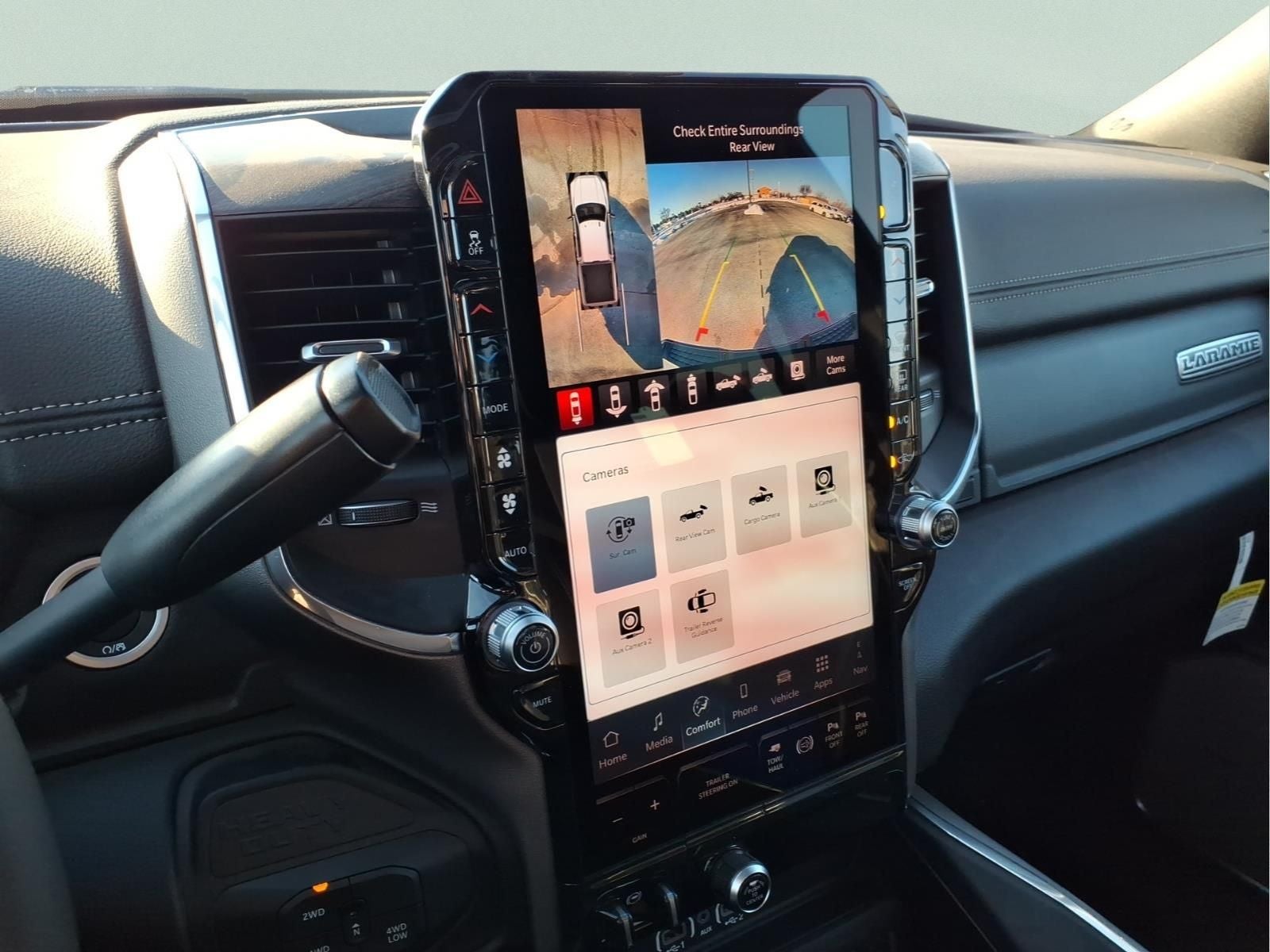 2025 RAM Ram 3500 RAM 3500 LARAMIE CREW CAB 4X4 6'4' BOX