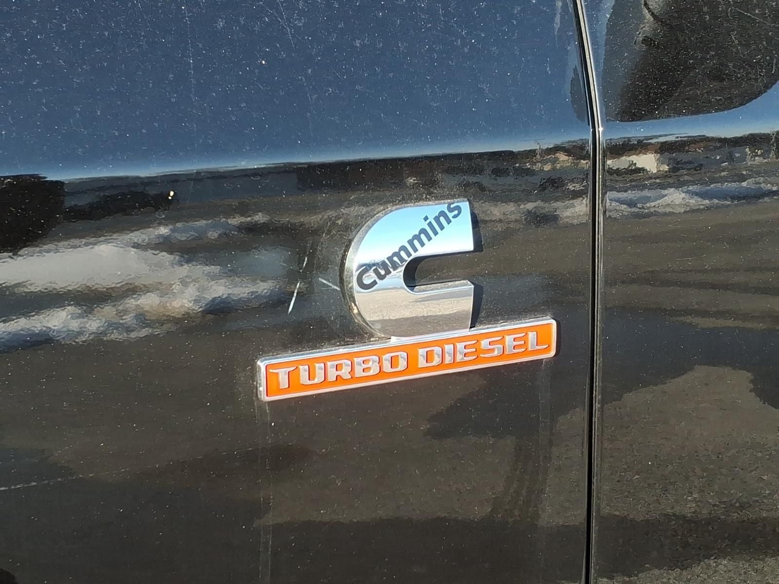 2025 RAM Ram 3500 RAM 3500 LARAMIE CREW CAB 4X4 6'4' BOX