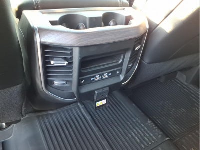 2025 RAM Ram 3500 RAM 3500 LARAMIE CREW CAB 4X4 6'4' BOX