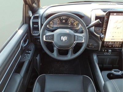 2025 RAM Ram 3500 RAM 3500 LARAMIE CREW CAB 4X4 6'4' BOX