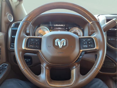 2022 RAM 3500 Limited Longhorn Crew Cab 4x4 8' Box