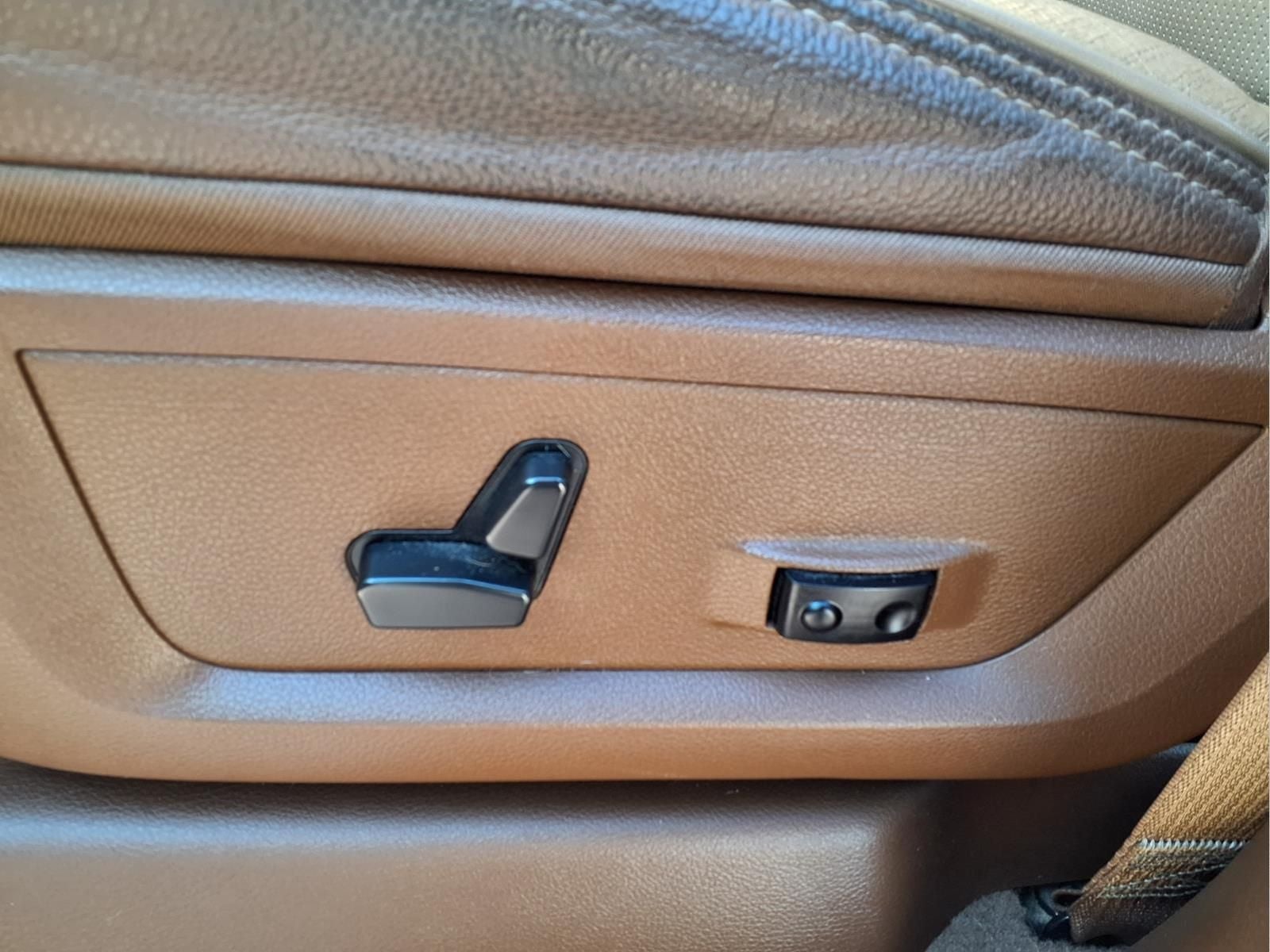 2022 RAM 3500 Limited Longhorn Crew Cab 4x4 8' Box