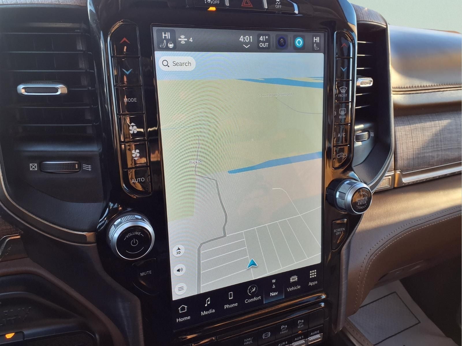 2022 RAM 3500 Limited Longhorn Crew Cab 4x4 8' Box