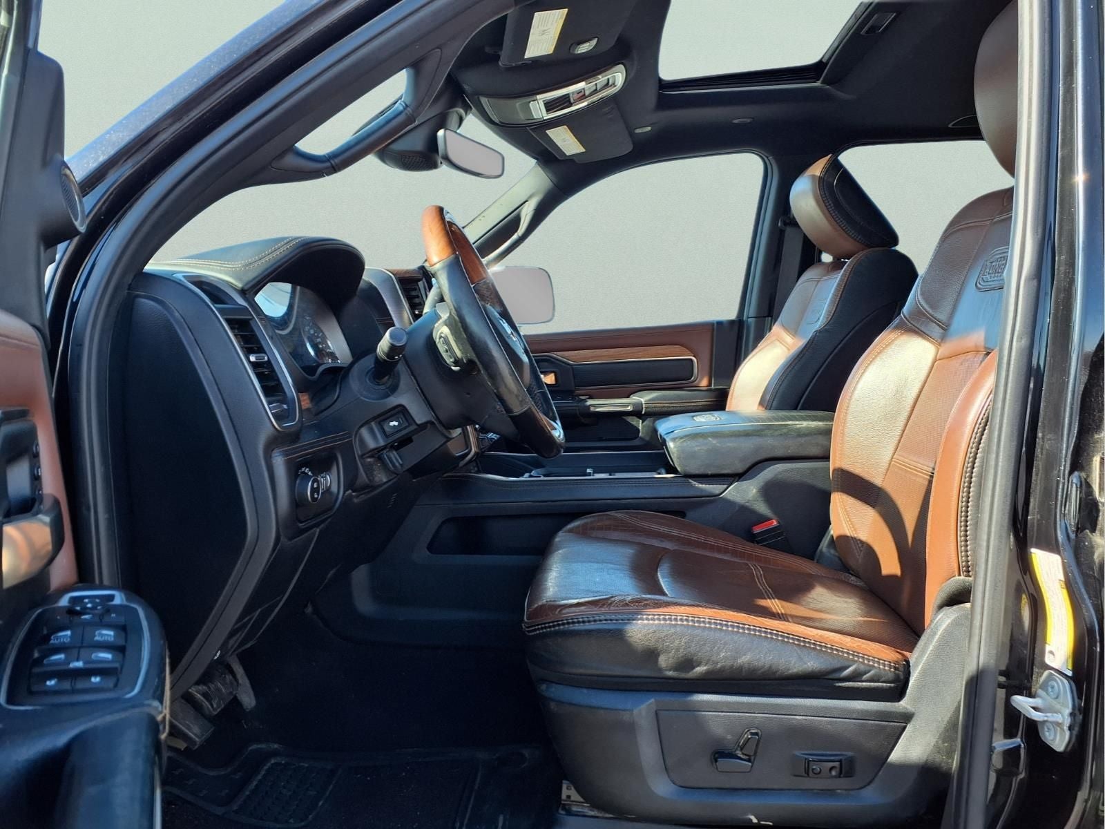 2019 RAM 3500 Longhorn Mega Cab 4x4 6'4' Box