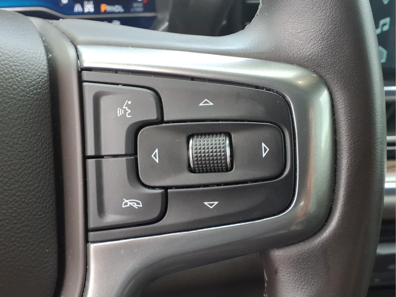 2023 Chevrolet Silverado 1500 4WD Crew Cab Standard Bed LT