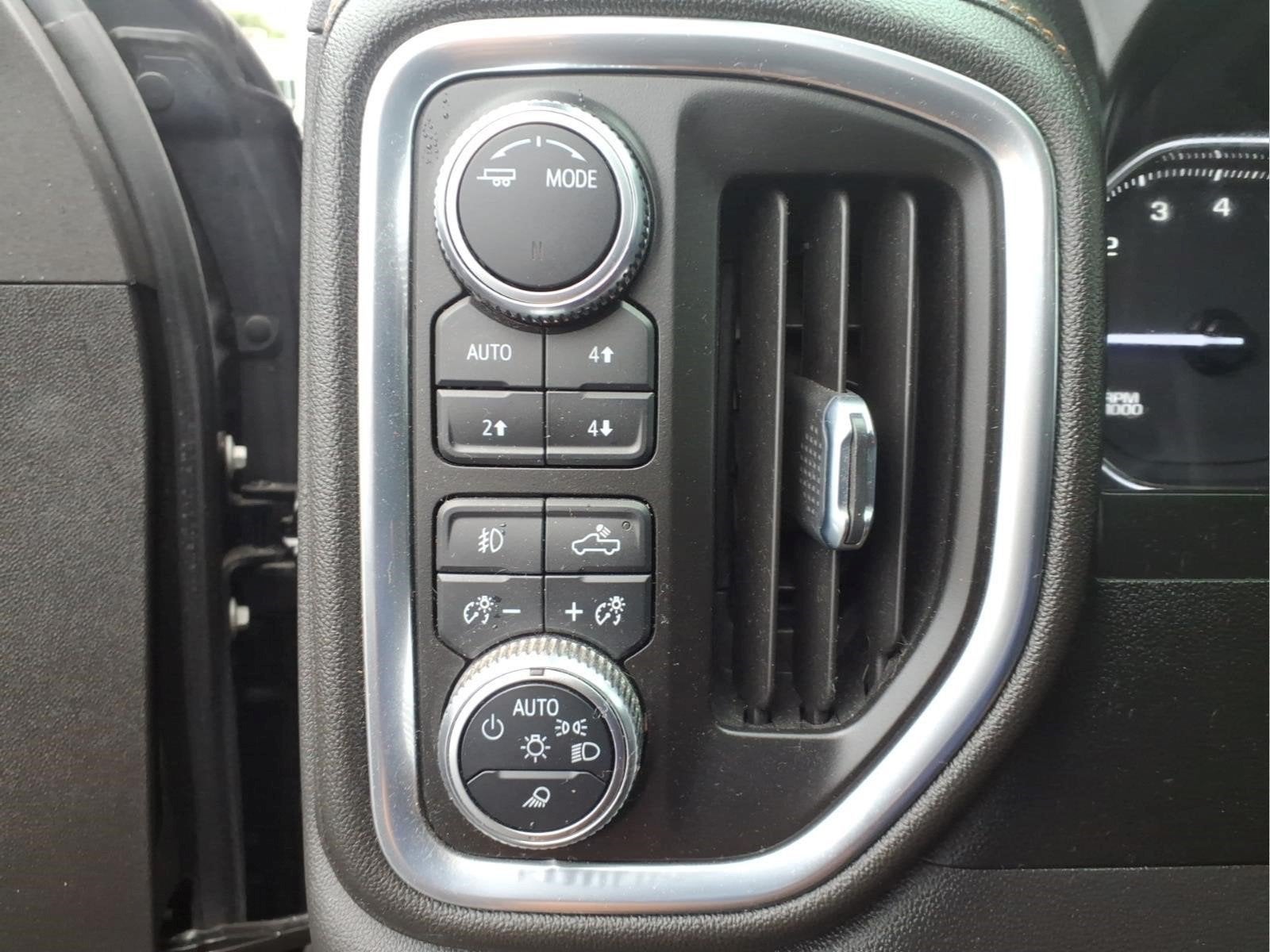 2021 GMC Sierra 1500 4WD Crew Cab Short Box AT4