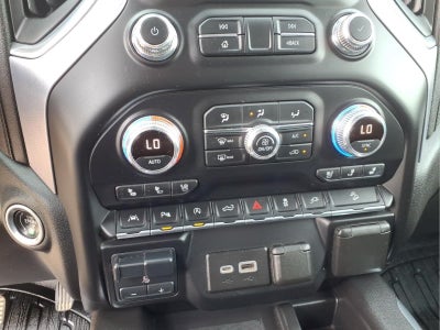 2021 GMC Sierra 1500 4WD Crew Cab Short Box SLT