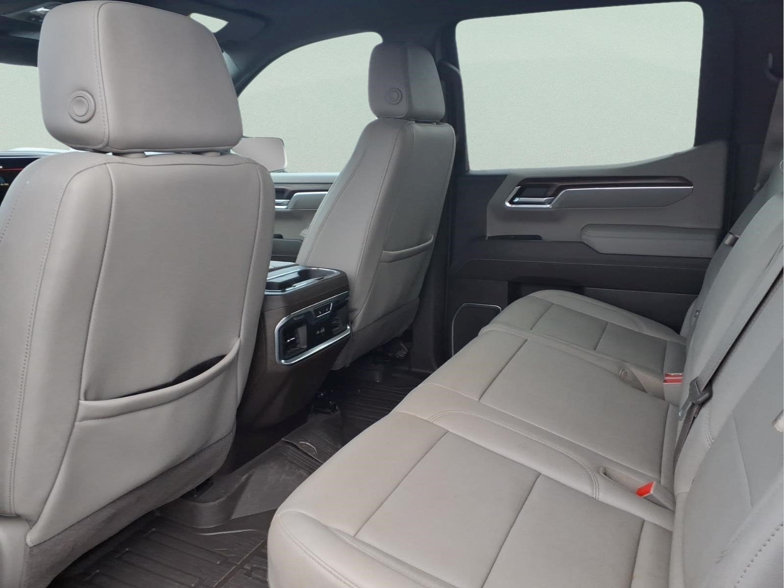 2025 GMC Sierra 1500 4WD Crew Cab Short Box SLT