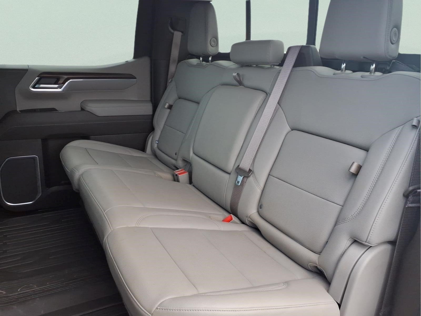 2025 GMC Sierra 1500 4WD Crew Cab Short Box SLT