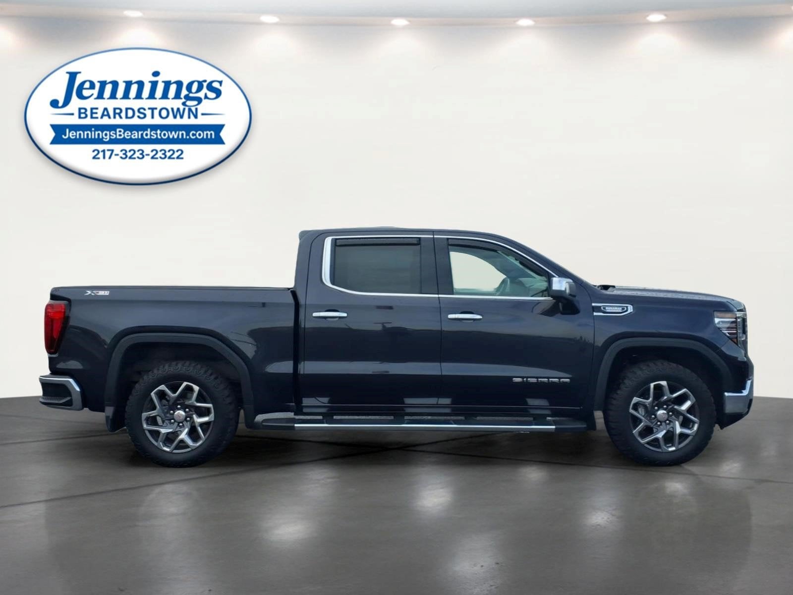 2025 GMC Sierra 1500 4WD Crew Cab Short Box SLT