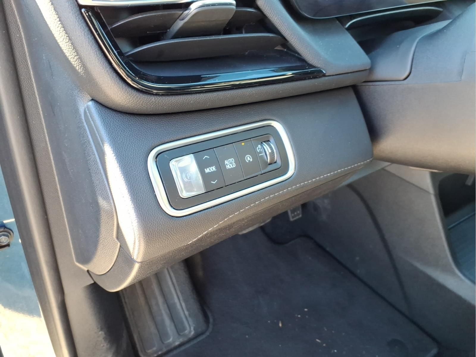 2025 Buick Enclave Preferred FWD