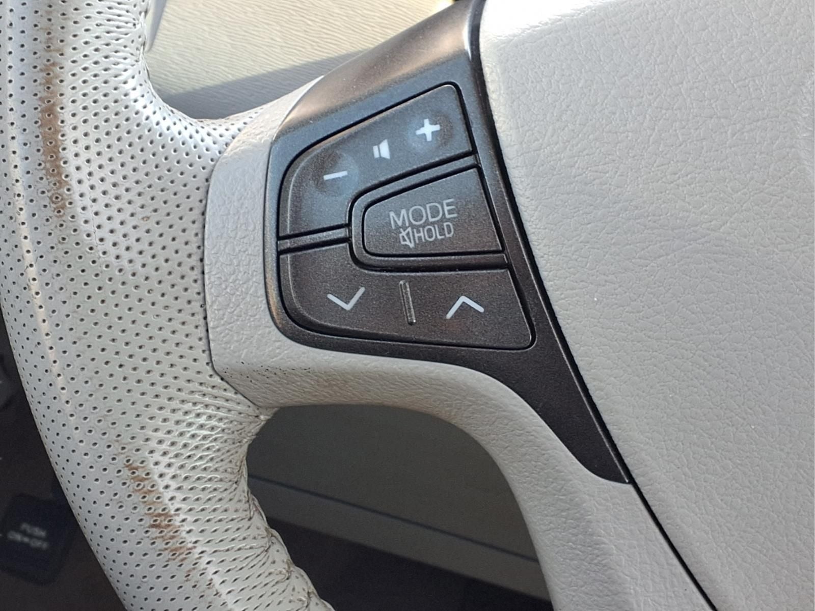 2011 Toyota Sienna Limited V6