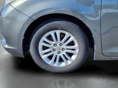 2011 Toyota Sienna Limited V6