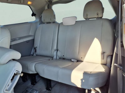 2011 Toyota Sienna Limited V6