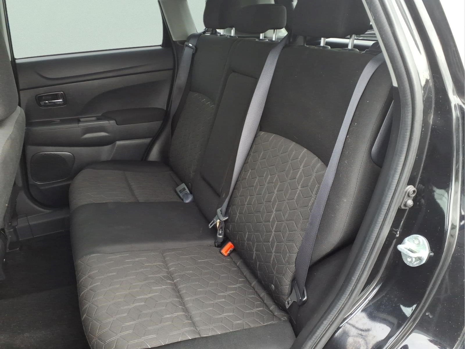 2024 Mitsubishi Outlander Sport 2.0 ES