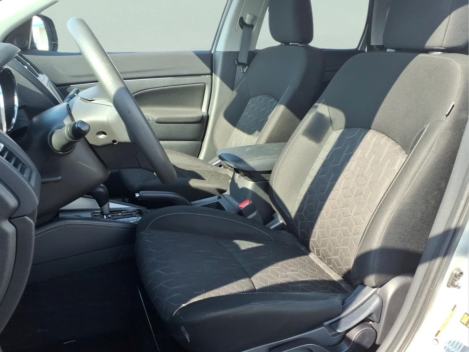 2024 Mitsubishi Outlander Sport Base