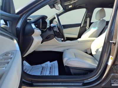 2025 Genesis G70 2.5T RWD