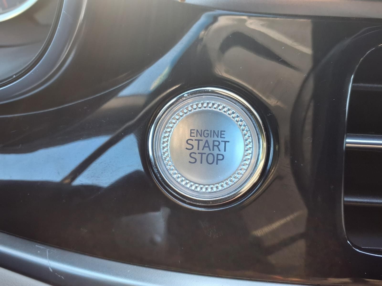 2025 Genesis G70 2.5T RWD