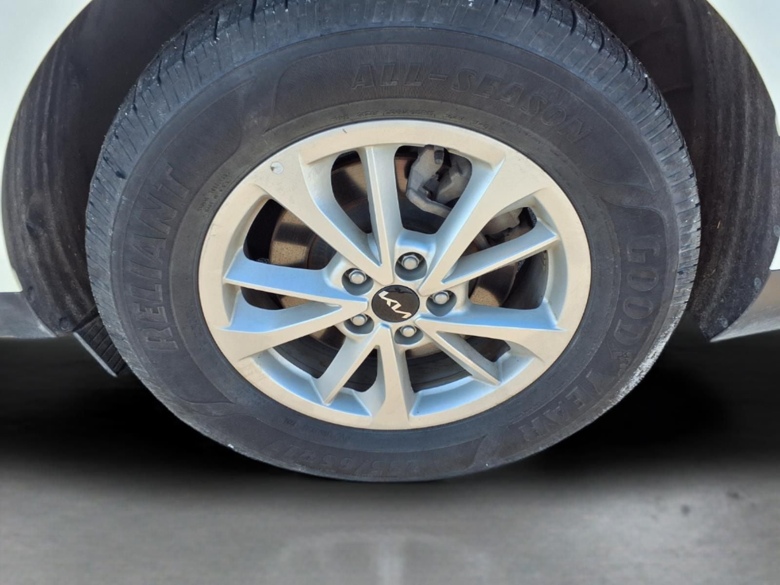 2024 Kia Carnival MPV LX Seat Package